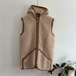 Womens Wool Teddy Fleece Hooded Everest Zip Vest